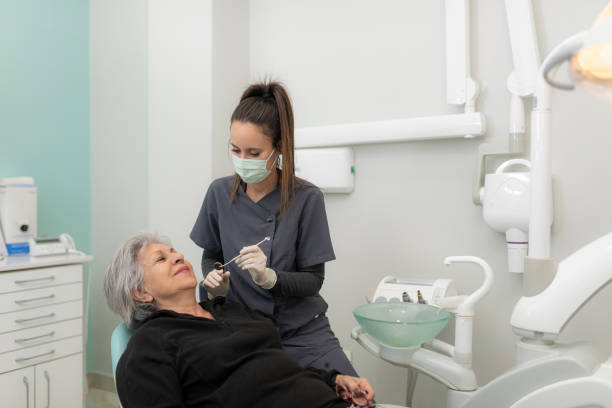 Best Broken or Cracked Tooth Emergency Dentist in Chenoweth, OR